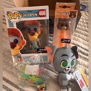 Funko Mystery Box. 5 pieces: Talespin Wildcat,‎ stars, pin, plushie, pop pez
